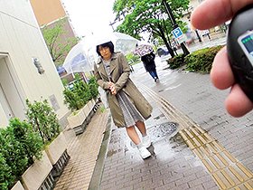 イジめて欲しいとねだるドM顔！地味巨乳メガネ少女は出会い系で男漁りをする変態だったのでヤリタイ放題してやりました　サンプル画像02